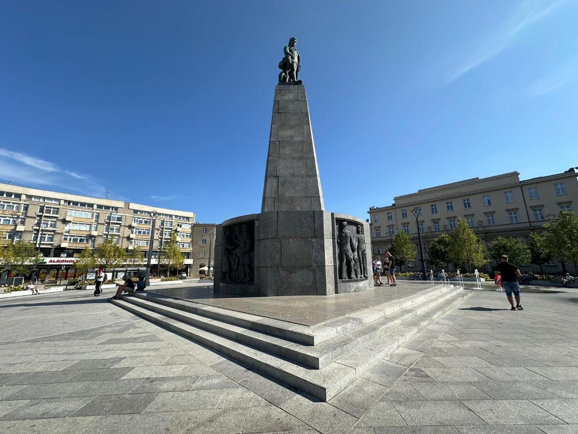 Polonia Residences 70- Locations Apartment